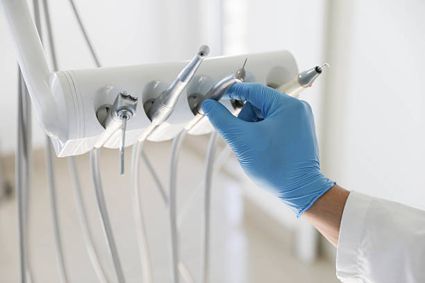 Professional Emergency Dentist technician working in Hedwig Village, TX